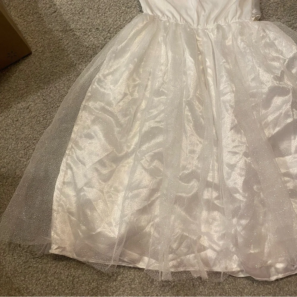 Disney Rapunzel Wedding Dress NEW Medium 8-10 White Gold Tulle Play Bride